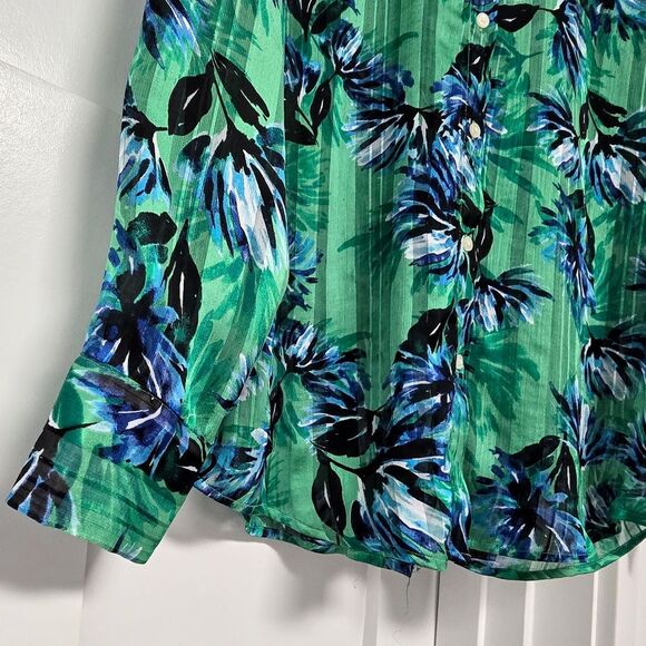 Banana Republic Dillon Long Sleeve Button Down Classic Blouse in Jungle Floral - Picture 5 of 10